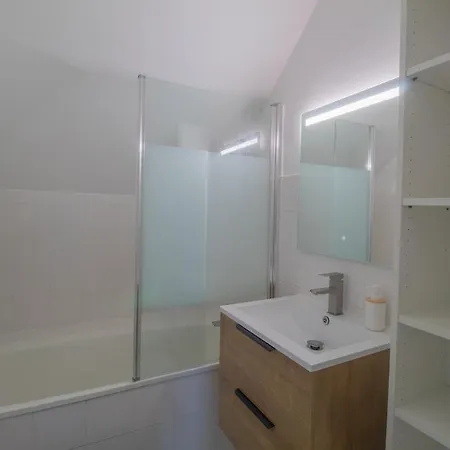 Daire Le Petit Republique Center Bright Quiet